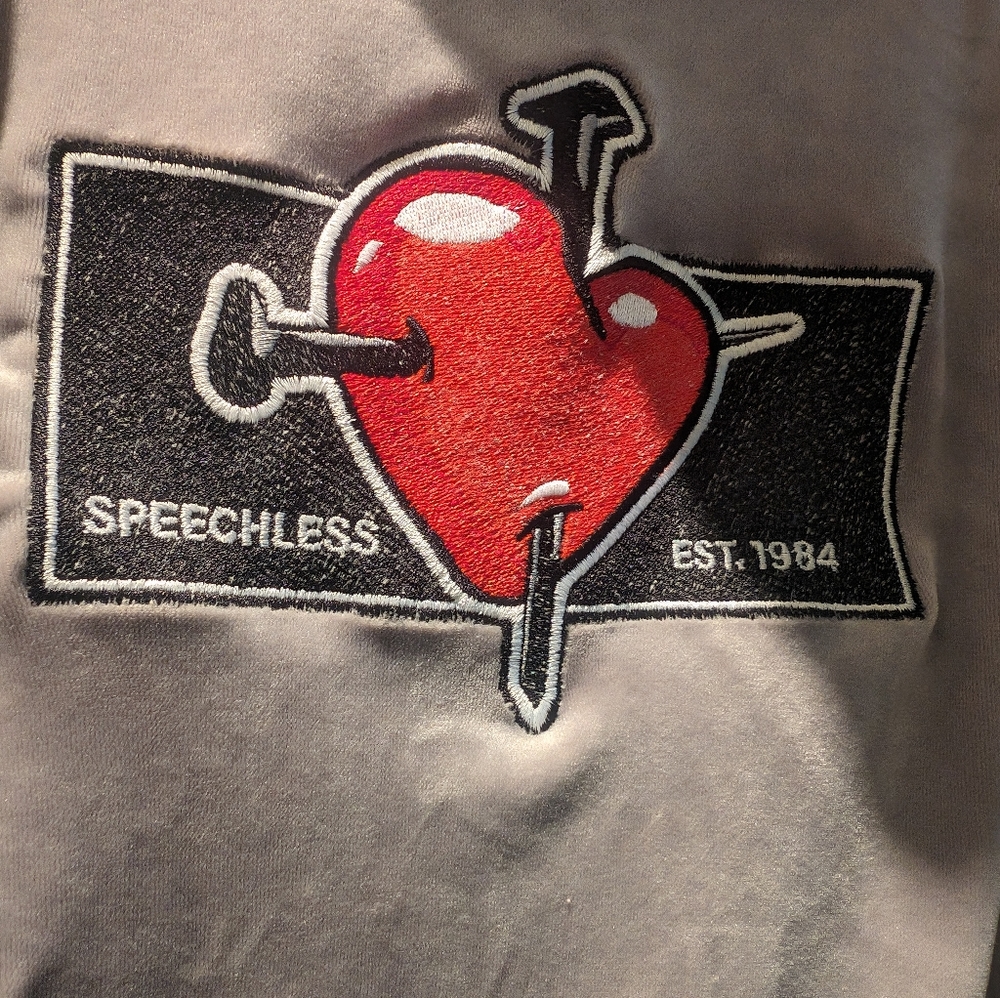 Speechless Ladies SO cozy sweatshirt
